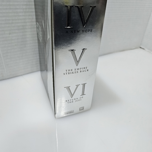 Star wars trilogy DVD Box Set. - Picture 3 of 3